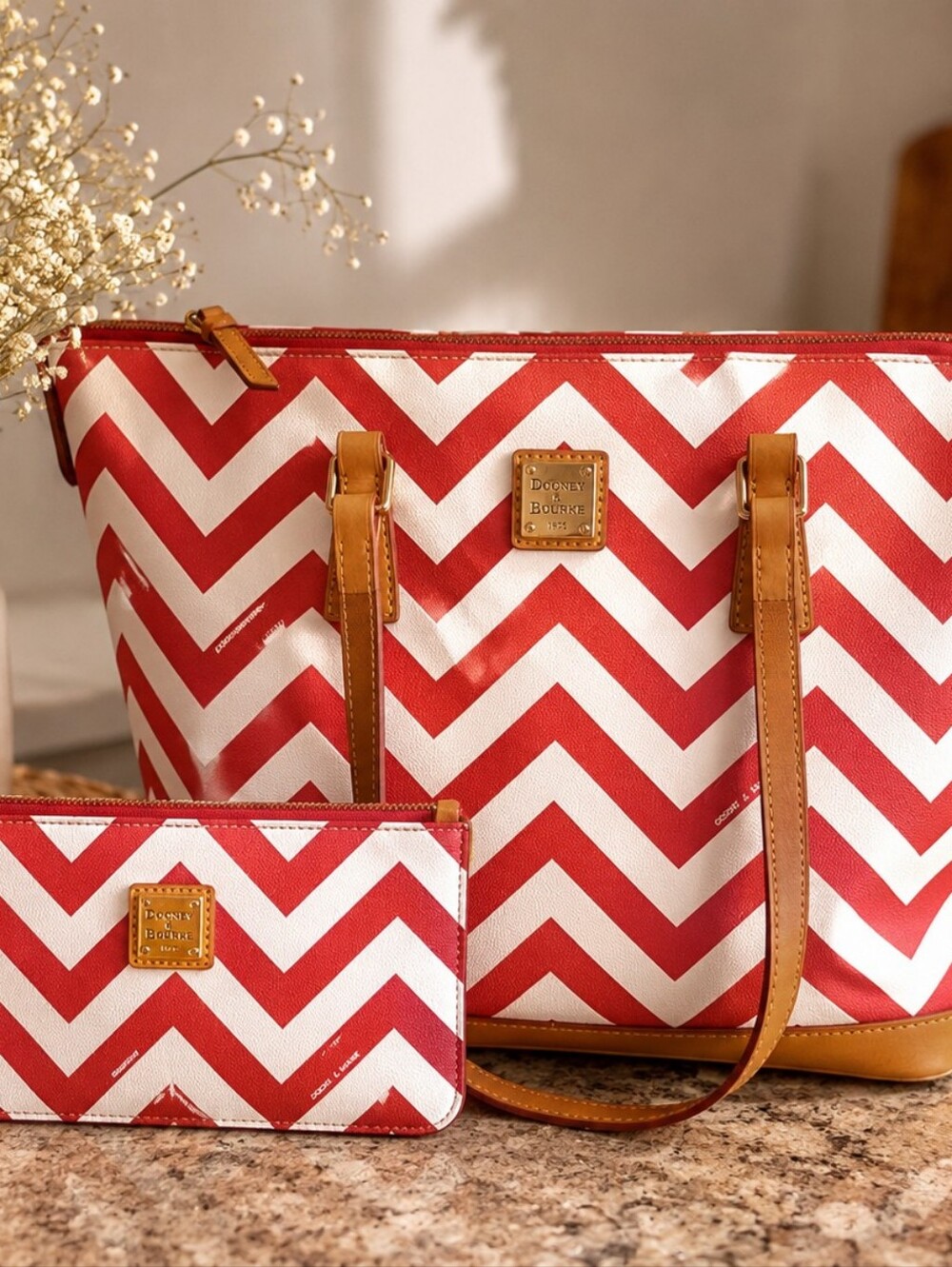 Dooney & Bourke Red White Chevron Tote Bag Large Shoulder Purse w/ Matching Pouc